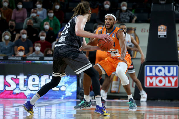 太阳能否成 太阳能否成