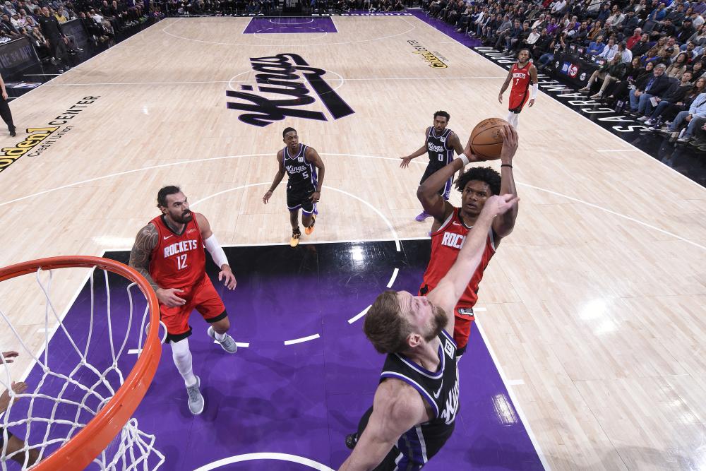 的防守密集 的防守密集